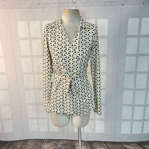 J. McLaughlin Cream Lattice Print Collared Long Sleeve Wrap Blouse Size Small